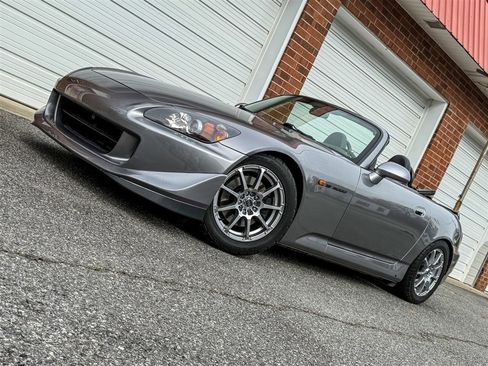 Used 2008 Honda S2000 image 8