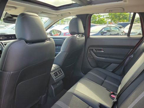 Certified 2024 MAZDA CX-50 AWD 2.5 S w/ Premium Package image 7