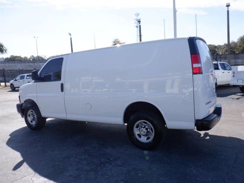 Used 2023 Chevrolet Express 2500 w/ Driver Convenience Package image 3