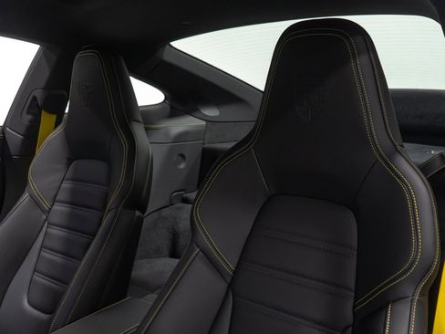 Used 2026 Porsche 911 Carrera S image 34