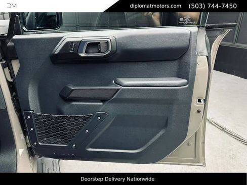 Used 2025 Ford Bronco Outer Banks AWD/4WD image 25
