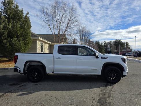Used 2023 GMC Sierra 1500 Elevation image 12