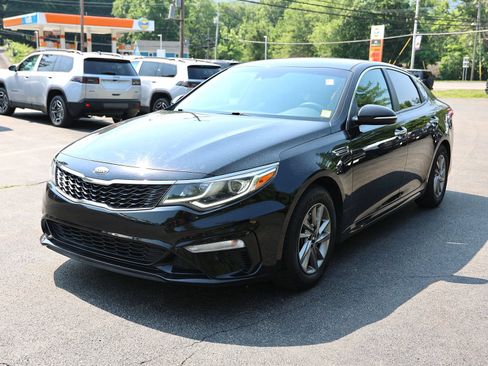 Used 2020 Kia Optima LX FWD image 3