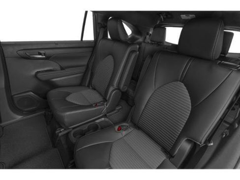 Certified 2025 Toyota Highlander XSE AWD/4WD image 13