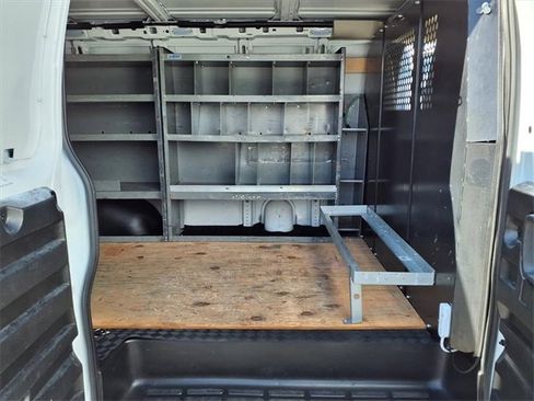 Used 2023 Chevrolet Express 2500 w/ Driver Convenience Package image 8