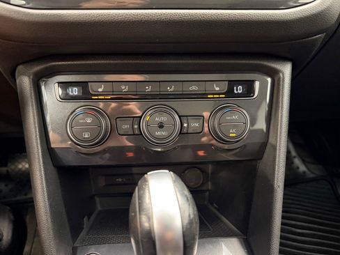 Used 2021 Volkswagen Tiguan S FWD image 39