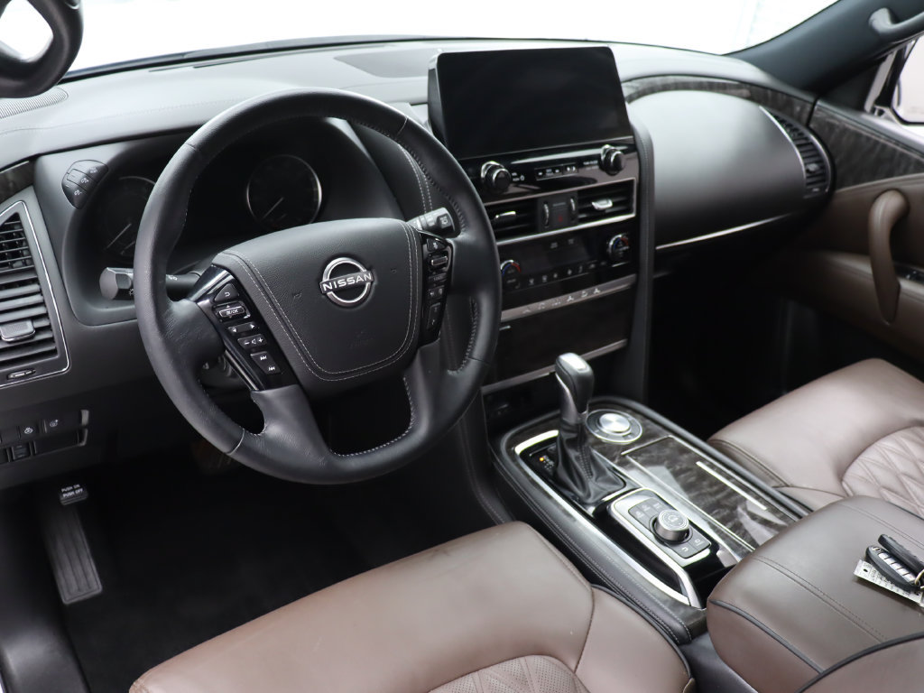 Used 2024 Nissan Armada Platinum w/ Captain's Chairs Package RWD image 12