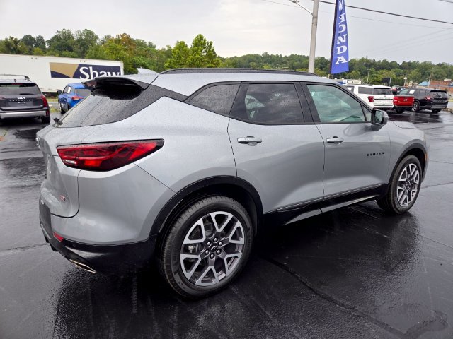 Used 2025 Chevrolet Blazer RS AWD/4WD image 8