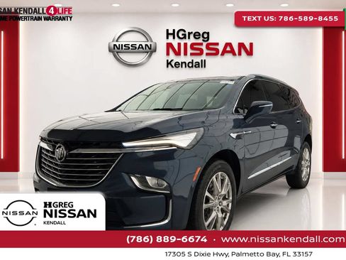 Used 2023 Buick Enclave Premium w/ Experience Buick Package FWD image 1