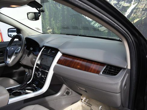 Used 2011 Ford Edge Limited w/ 302A Rapid Spec Order Code image 25