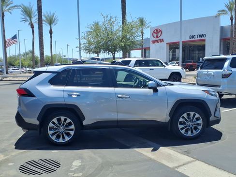 Used 2024 Toyota RAV4 Limited w/ Advanced Technology Package AWD/4WD image 3