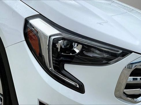 Used 2021 GMC Terrain SLT w/ LPO, Floor Liner Package AWD/4WD image 31