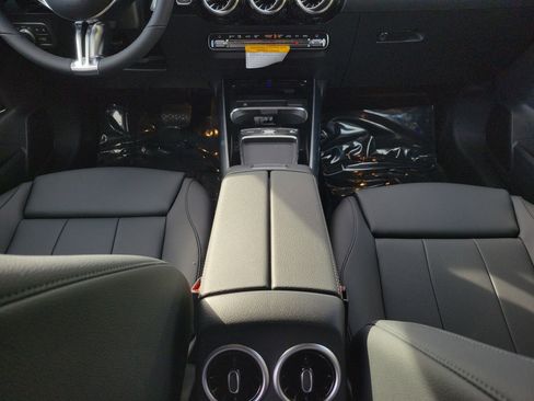 Certified 2026 Mercedes-Benz GLA 250 image 11