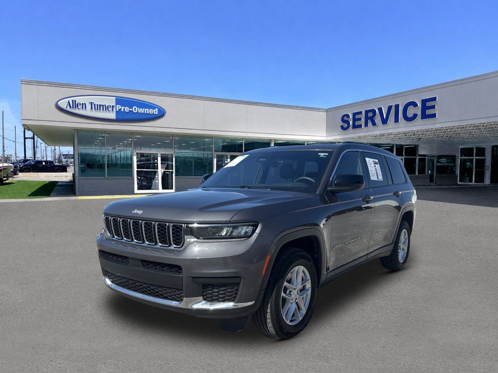 Used 2025 Jeep Grand Cherokee L Laredo RWD image 4