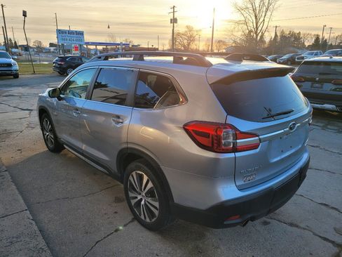 Used 2022 Subaru Ascent Limited w/ Technology Package image 12