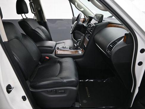 Used 2024 Nissan Armada SL w/ Captain's Chairs Package RWD image 25