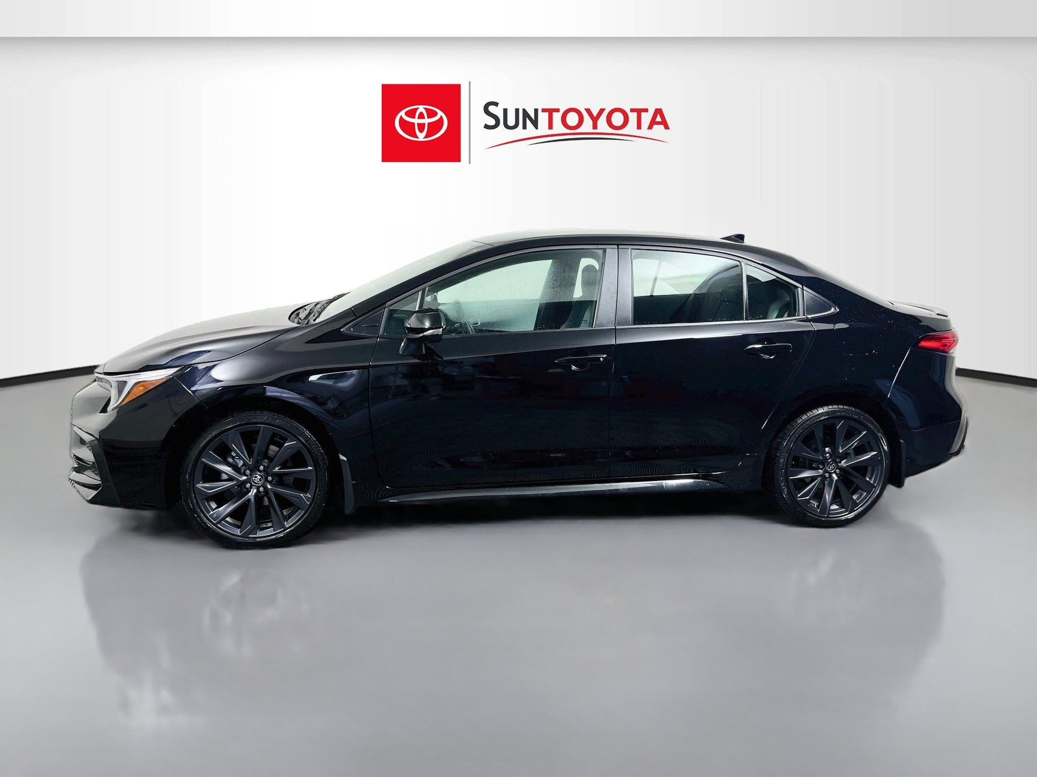 Used 2026 Toyota Corolla SE FWD image 7
