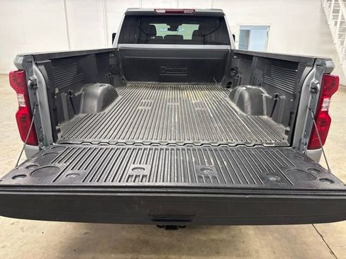 Used 2025 Chevrolet Silverado 2500 LT w/ Convenience Package AWD/4WD image 23