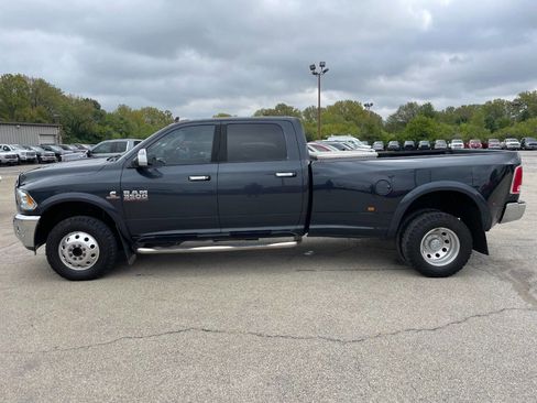 Used 2016 RAM 3500 Laramie w/ Convenience Group image 2