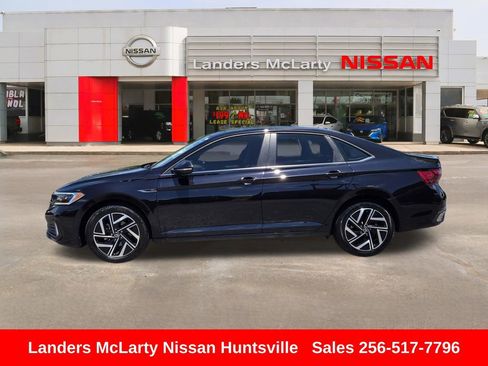 Used 2024 Volkswagen Jetta SEL FWD image 8