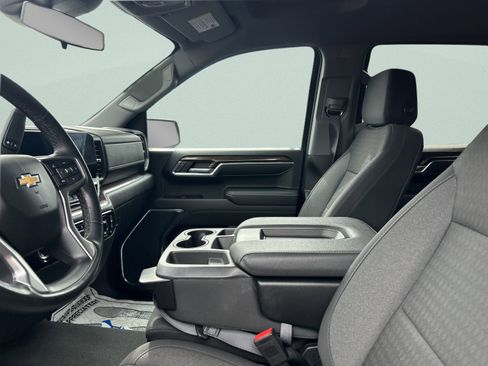 Used 2023 Chevrolet Silverado 1500 LT image 11