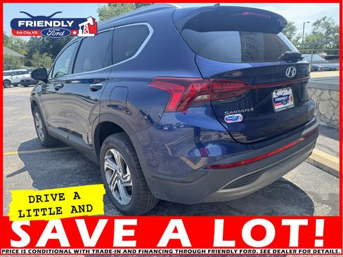 Used 2023 Hyundai Santa Fe SEL image 3