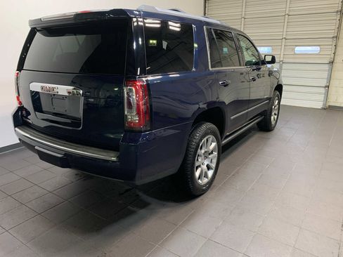 Used 2019 GMC Yukon Denali image 3