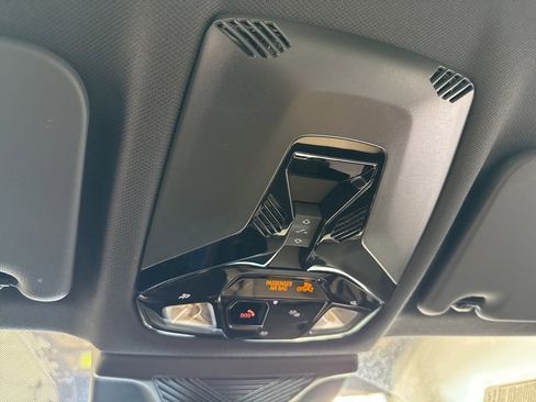 New 2025 BMW X1 xDrive28i w/ Technology Package image 33