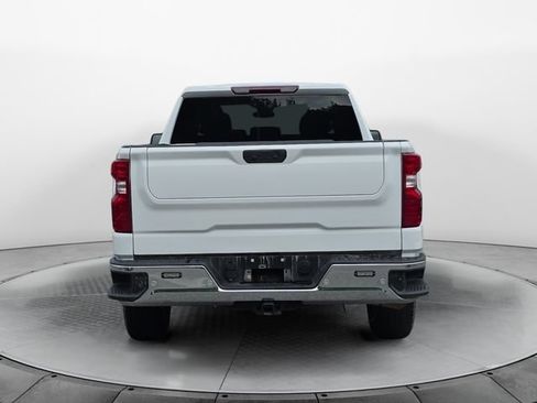 Used 2025 Chevrolet Silverado 1500 W/T w/ WT Value Package AWD/4WD image 4