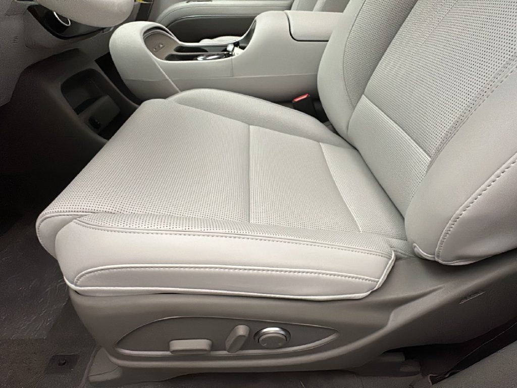 Certified 2026 Hyundai Palisade SEL AWD/4WD image 10