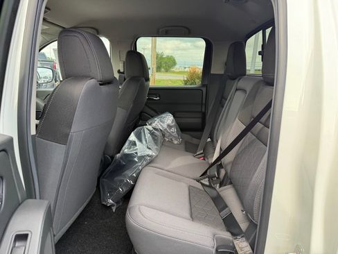 New 2026 Nissan Frontier SV w/ All-Weather Content Package AWD/4WD image 9