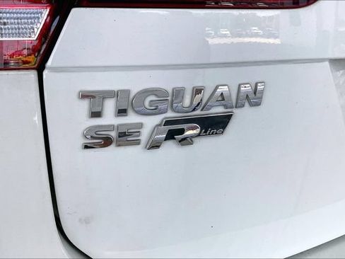 Used 2020 Volkswagen Tiguan SE R-Line AWD/4WD image 22