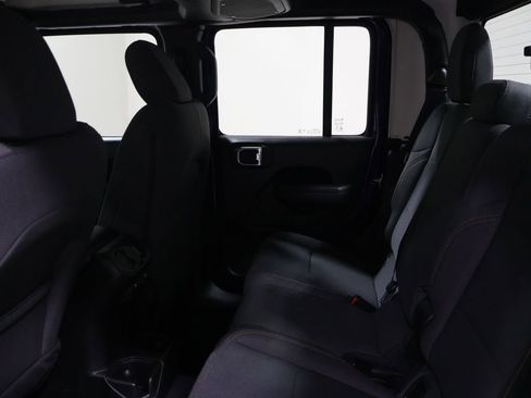 New 2026 Jeep Gladiator Sport image 10