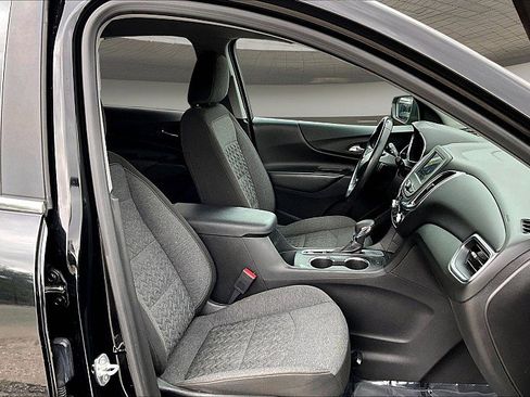 Used 2022 Chevrolet Equinox LT FWD image 6