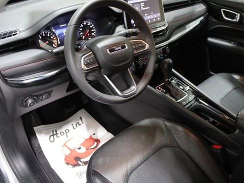 Used 2022 Jeep Compass Trailhawk image 43