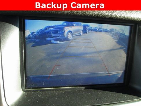 Used 2018 Chevrolet Suburban Premier image 17