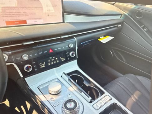 Used 2026 Genesis G80 2.5T AWD/4WD image 11