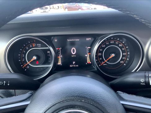 Used 2023 Jeep Gladiator Sport AWD/4WD image 26