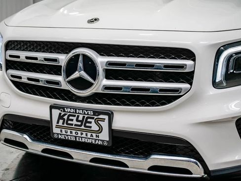 Used 2023 Mercedes-Benz GLB 250 image 8