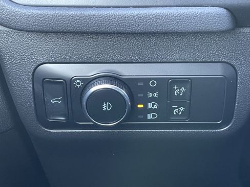 Used 2024 Ford Escape Platinum image 22