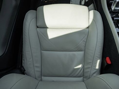 Used 2023 Volvo XC40 B5 Plus w/ Protection Package Premier AWD/4WD image 32