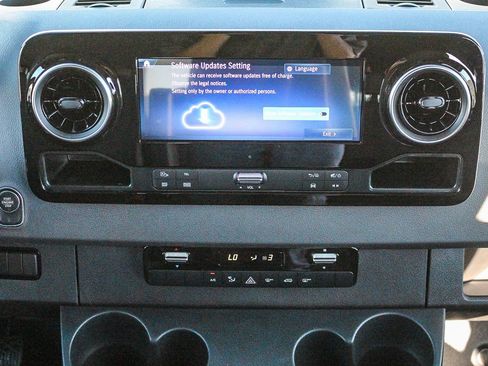 New 2025 Mercedes-Benz Sprinter 2500 image 14