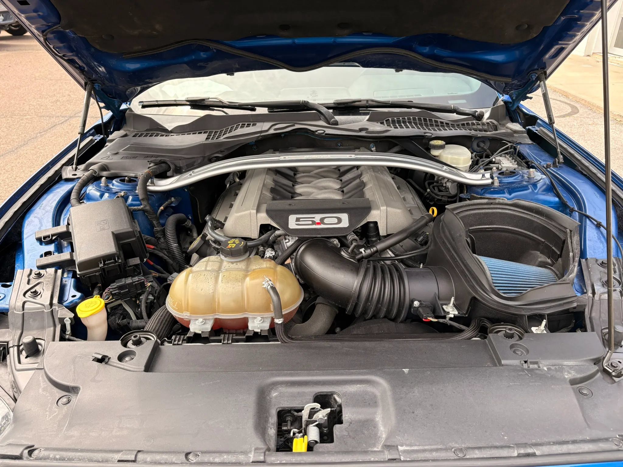 Used 2017 Ford Mustang GT Premium w/ GT Performance Package RWD image 27
