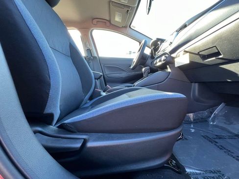 New 2025 Nissan Versa SV w/ Trunk Package image 28