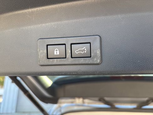 Used 2021 Subaru Ascent Limited w/ Popular Package #2A image 30