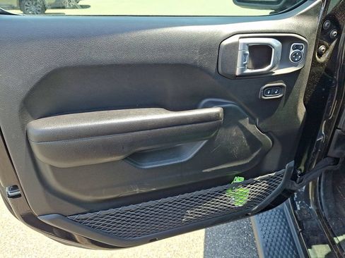 Used 2021 Jeep Wrangler Unlimited Sport AWD/4WD image 14