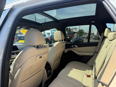 Used 2019 BMW X5 xDrive40i w/ Convenience Package AWD/4WD image 11