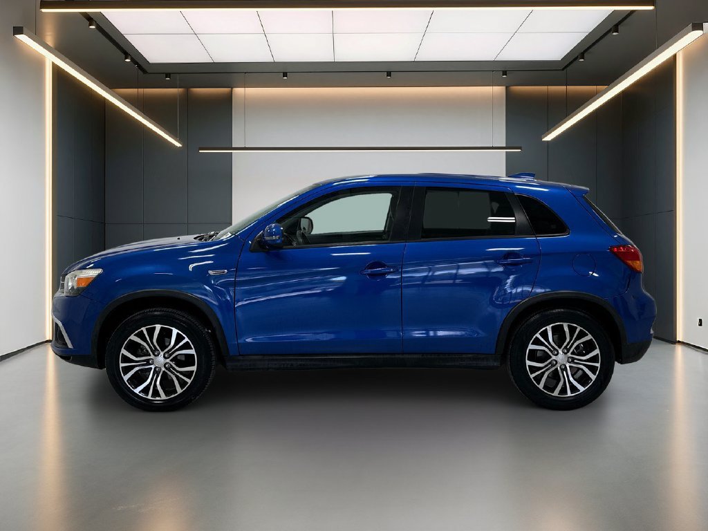 Used 2019 Mitsubishi Outlander Sport ES FWD image 2
