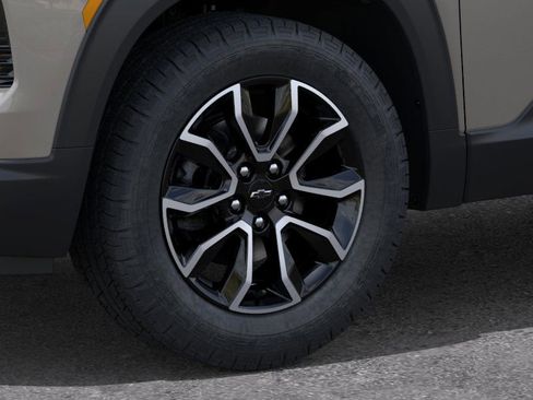 New 2026 Chevrolet TrailBlazer ACTIV w/ Convenience Package FWD image 9