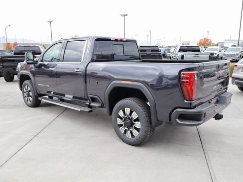 New 2026 GMC Sierra 3500 Denali w/ Technology Package image 4